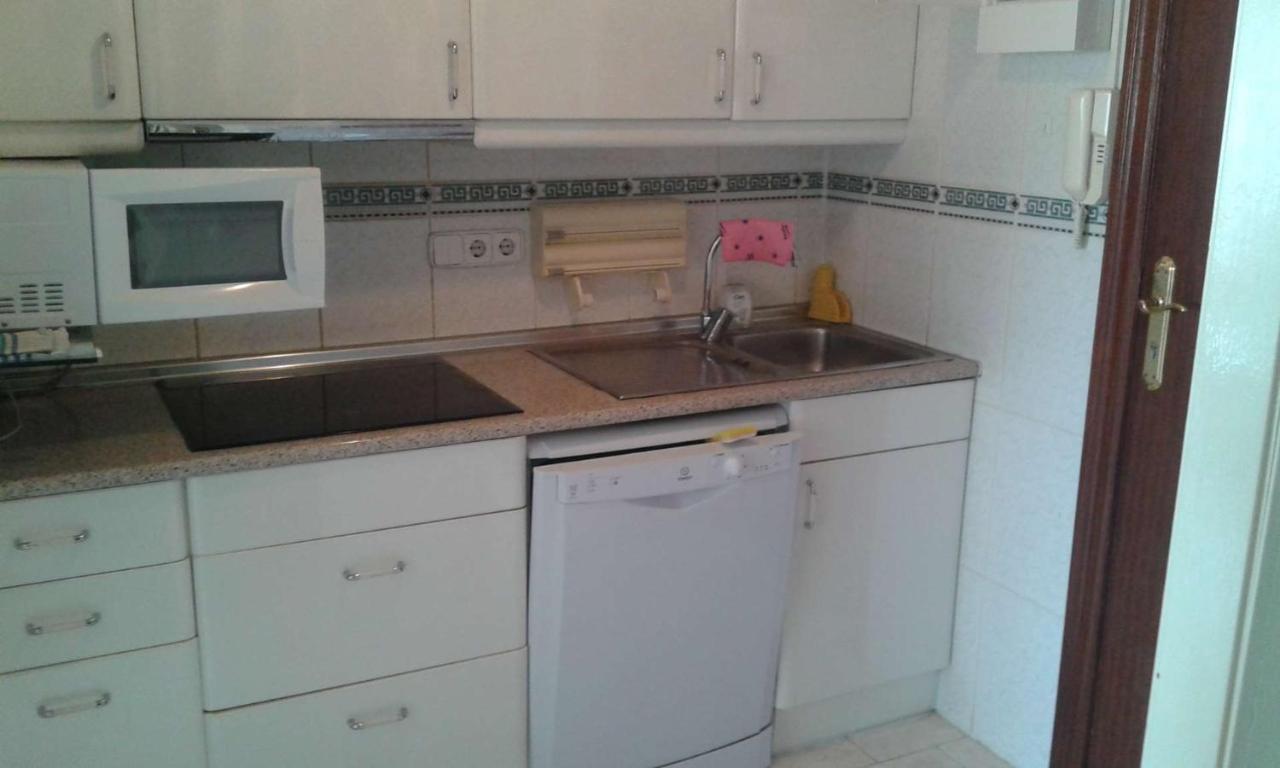 Appartement Première Ligne de mer avec piscine Roses Esterno foto