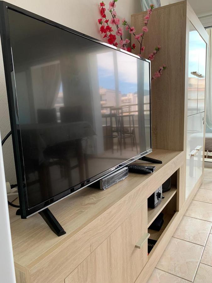 Appartement Première Ligne de mer avec piscine Roses Esterno foto