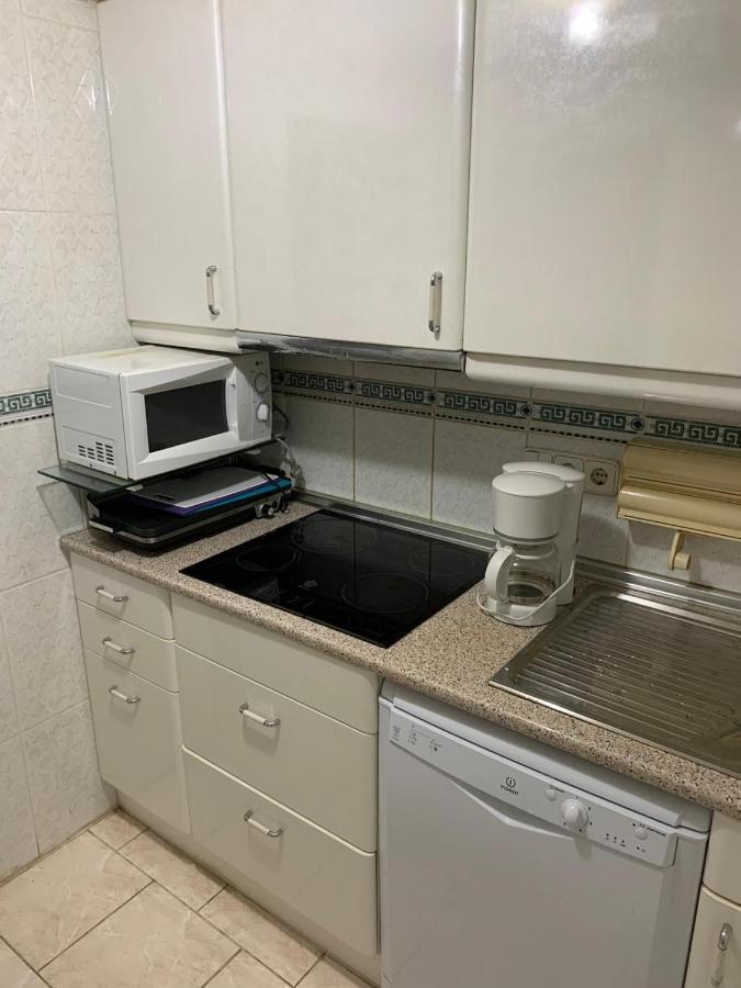 Appartement Première Ligne de mer avec piscine Roses Esterno foto
